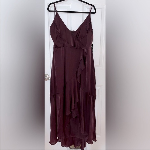 Express NWT High Low Satin Ruffle Sleeveless Burgundy Dress XL - Picture 3 of 6